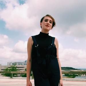 Meet your Posher, Haley